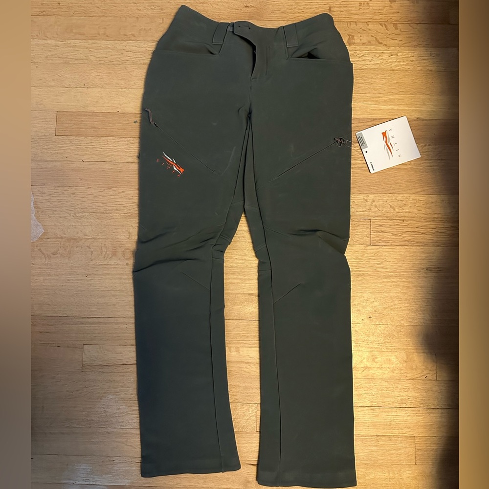 28R Sitka Women’s Cadence Pants